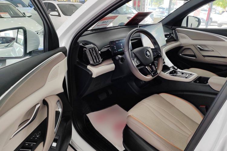 Used BYD Song Pro New Energy 2023 Champion Edition DM-i 110KM Excellence Model Interior 2