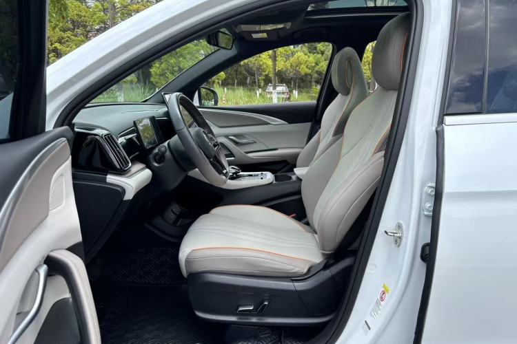Used BYD Song Pro New Energy 2023 Champion Edition DM-i 110KM Excellence Model Interior 2