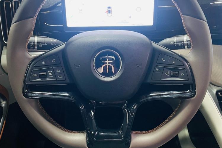 Used BYD Song Pro New Energy 2023 Champion Edition DM-i 110KM Beyond Model Interior 3