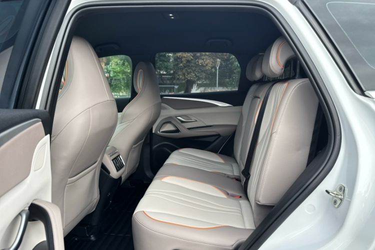Used BYD Song Pro New Energy 2023 Champion Edition DM-i 71KM Navigation Model Interior 3