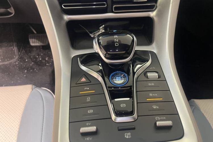 Used BYD Song Pro New Energy 2023 Champion Edition DM-i 71KM Leading Model Interior 4
