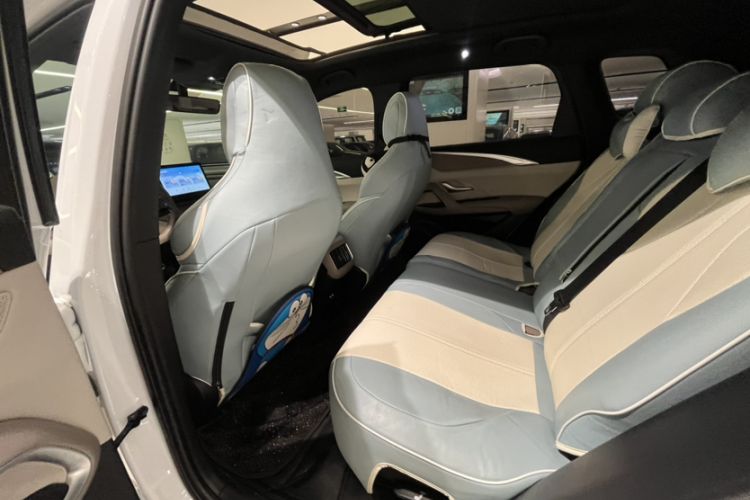 Used BYD Song Pro New Energy 2023 Champion Edition DM-i 71KM Leading Model Interior 5