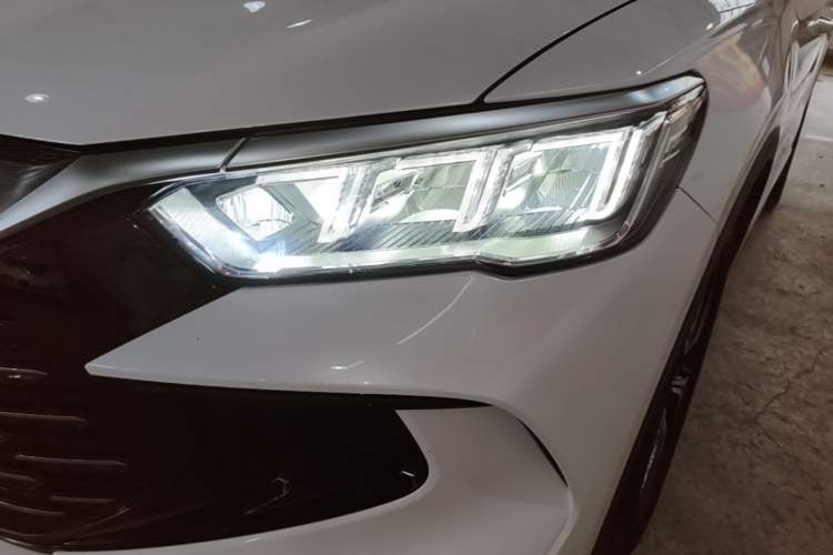 Used BYD Song Pro New Energy 2023 Champion Edition DM-i 110KM Excellence Model Left Front Headlight