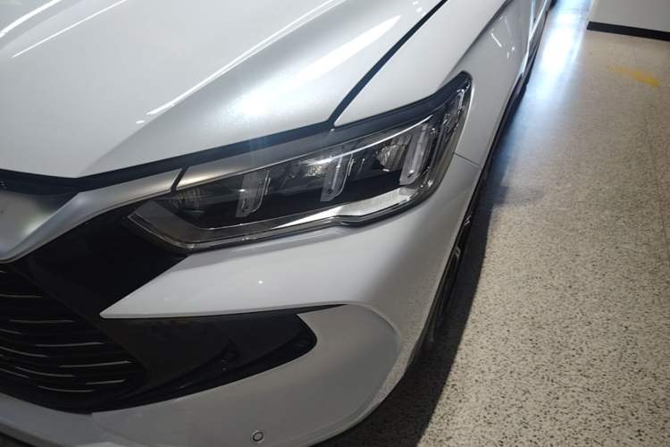 Used BYD Song Pro New Energy 2023 Champion Edition DM-i 110KM Excellence Model Left Front Headlight