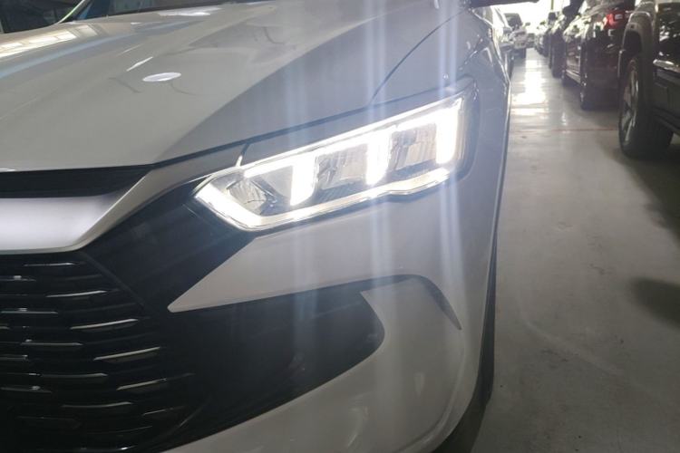 Used BYD Song Pro New Energy 2023 Champion Edition DM-i 110KM Excellence Model Left Front Headlight