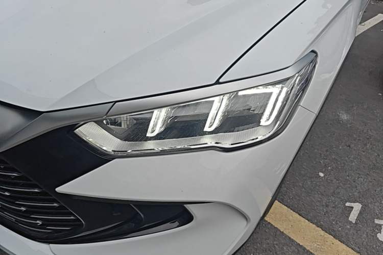 Used BYD Song Pro New Energy 2023 Champion Edition DM-i 71KM Navigation Model Left Front Headlight