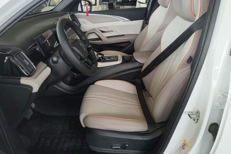 Used BYD Song Pro New Energy 2023 Champion Edition DM-i 71KM Navigation Model Left Front Seat