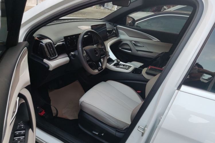 Used BYD Song Pro New Energy 2023 Champion Edition DM-i 71KM Leading Model Left Front Seat