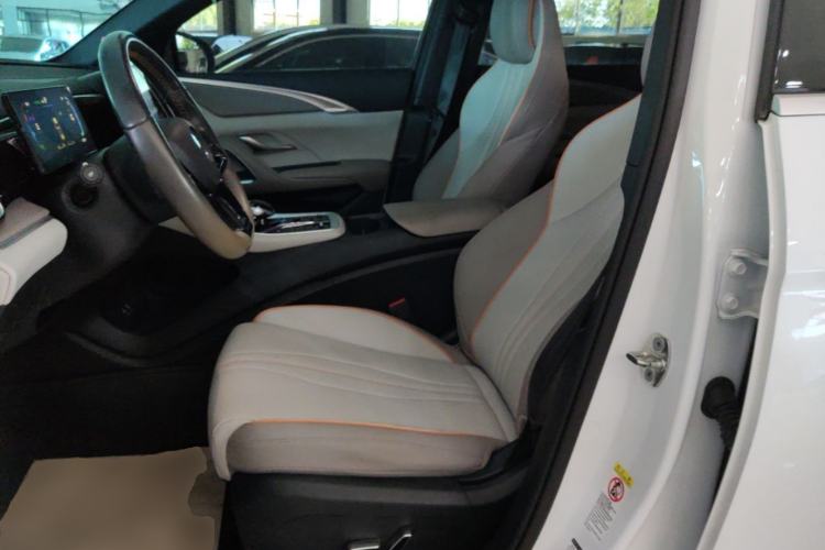 Used BYD Song Pro New Energy 2023 Champion Edition DM-i 71KM Navigation Model Left Front Seat