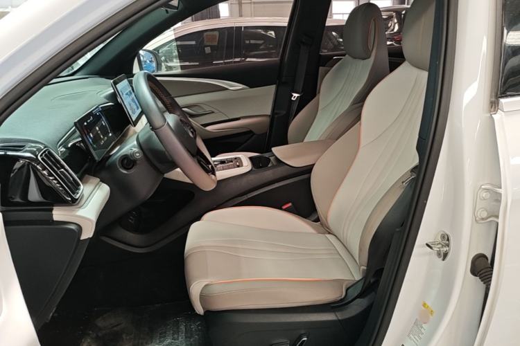 Used BYD Song Pro New Energy 2023 Champion Edition DM-i 71KM Navigation Model Left Front Seat