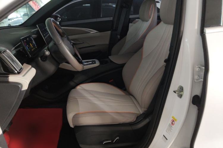 Used BYD Song Pro New Energy 2023 Champion Edition DM-i 71KM Leading Model Left Front Seat