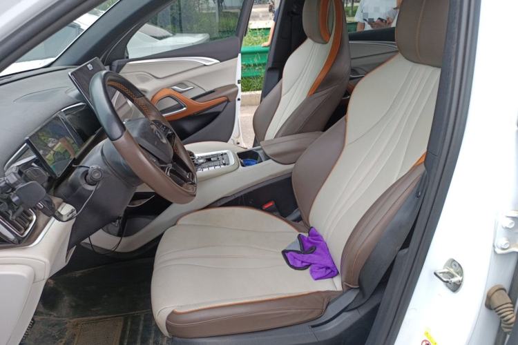 Used BYD Song Pro New Energy 2023 Champion Edition DM-i 110KM Excellence Model Left Front Seat