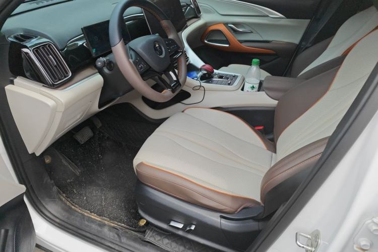 Used BYD Song Pro New Energy 2023 Champion Edition DM-i 110KM Excellence Model Left Front Seat
