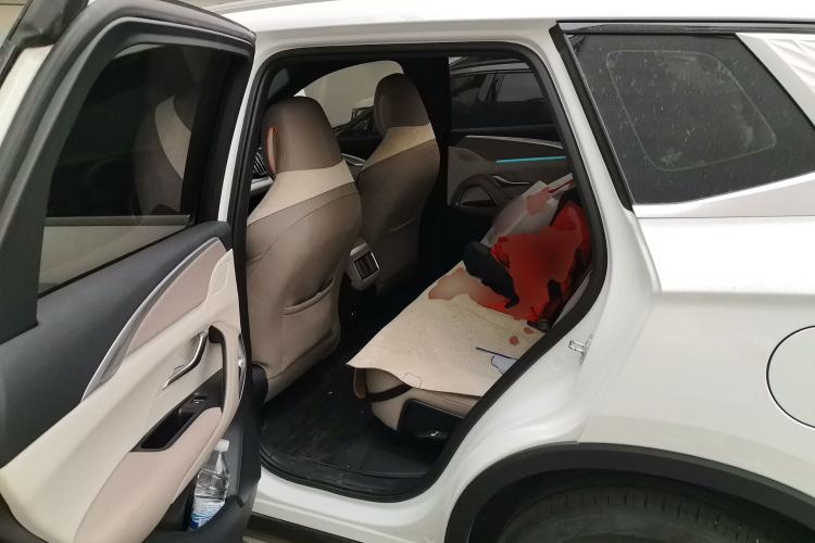 Used BYD Song Pro New Energy 2023 Champion Edition DM-i 110KM Excellence Model Left Rear Seat