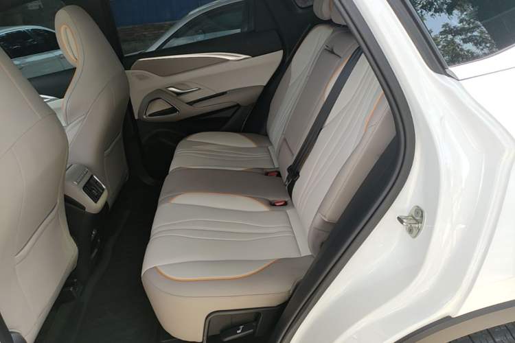 Used BYD Song Pro New Energy 2023 Champion Edition DM-i 71KM Beyond Model Left Rear Seat