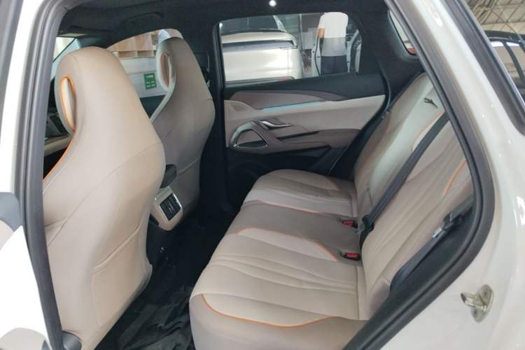 Used BYD Song Pro New Energy 2023 Champion Edition DM-i 110KM Excellence Model Left Rear Seat