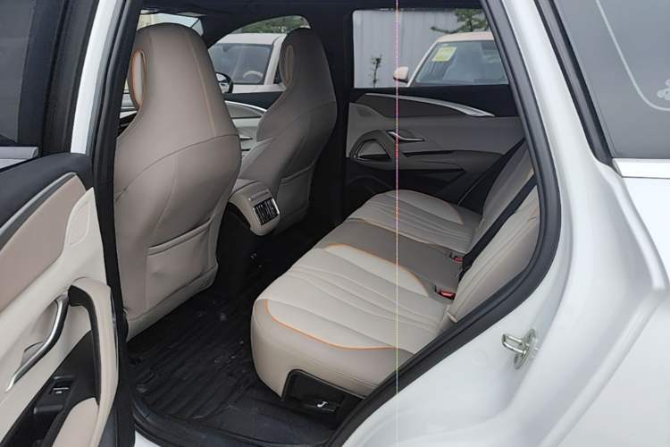 Used BYD Song Pro New Energy 2023 Champion Edition DM-i 71KM Beyond Model Left Rear Seat