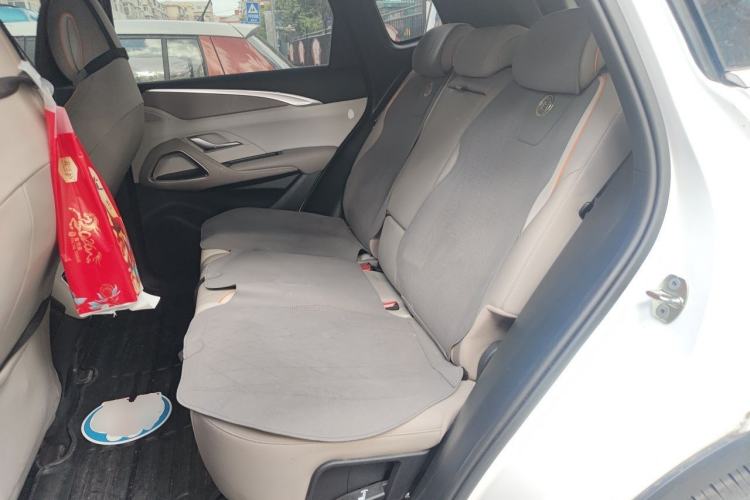 Used BYD Song Pro New Energy 2023 Champion Edition DM-i 71KM Navigation Model Left Rear Seat
