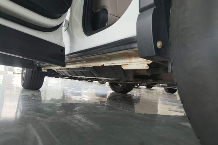 Used BYD Song Pro New Energy 2023 Champion Edition DM-i 71KM Navigation Model Left Side Sill
