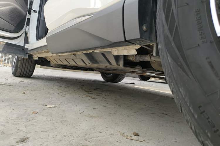 Used BYD Song Pro New Energy 2023 Champion Edition DM-i 71KM Beyond Model Left Side Sill