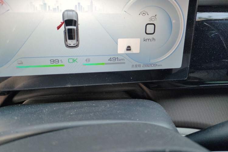 Used BYD Song Pro New Energy 2023 Champion Edition DM-i 110KM Beyond Model Odometer Close Up