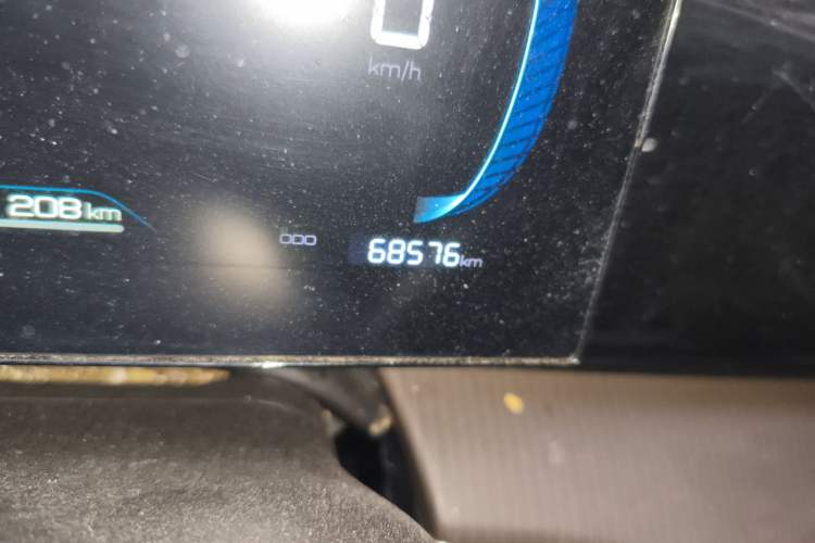 Used BYD Song Pro New Energy 2023 Champion Edition DM-i 71KM Leading Model Odometer Close Up