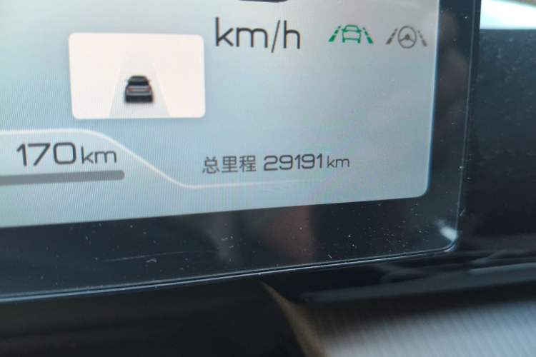 Used BYD Song Pro New Energy 2023 Champion Edition DM-i 110KM Excellence Model Odometer Close Up