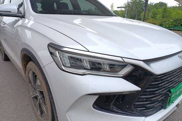 Used BYD Song Pro New Energy 2023 Champion Edition DM-i 110KM Excellence Model Right Front Headlight