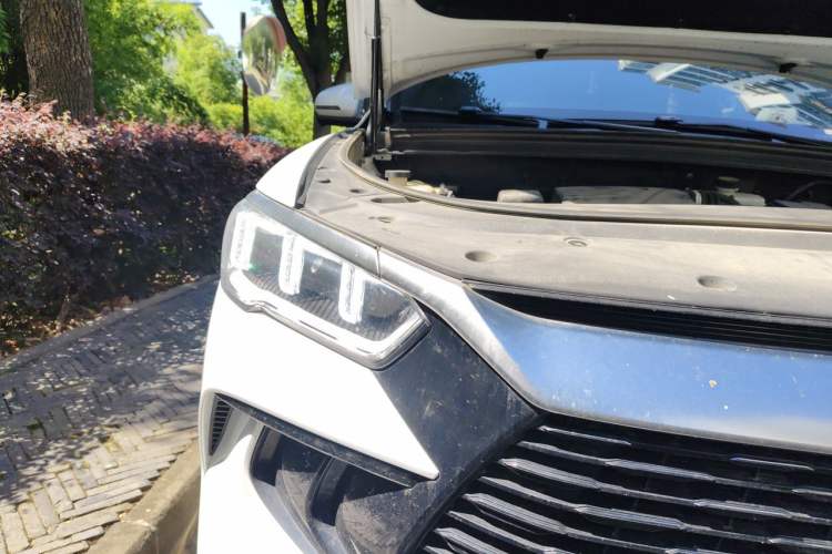 Used BYD Song Pro New Energy 2023 Champion Edition DM-i 110KM Excellence Model Right Front Headlight