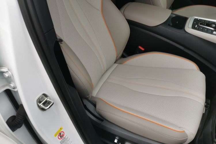 Used BYD Song Pro New Energy 2023 Champion Edition DM-i 110KM Excellence Model Right Front Seat