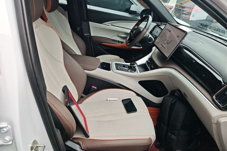 Used BYD Song Pro New Energy 2023 Champion Edition DM-i 110KM Beyond Model Right Front Seat