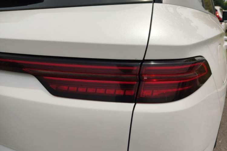 Used BYD Song Pro New Energy 2023 Champion Edition DM-i 110KM Excellence Model Right Rear Taillight