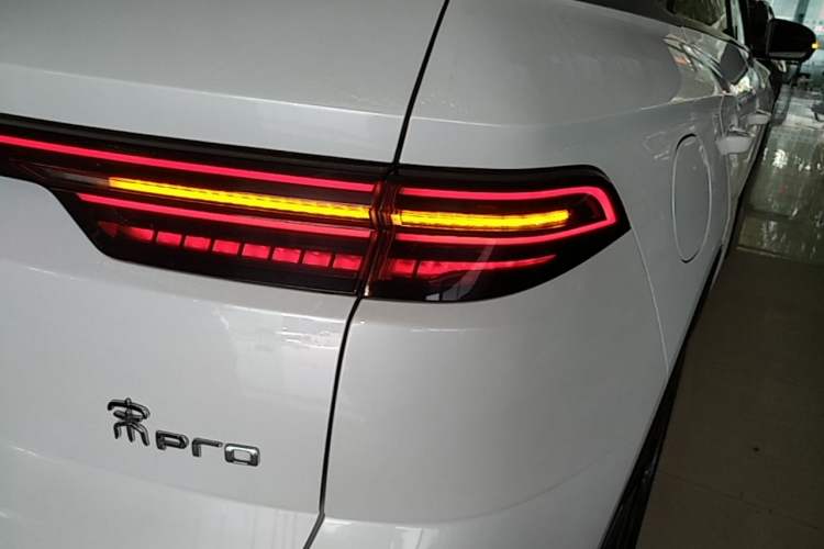 Used BYD Song Pro New Energy 2023 Champion Edition DM-i 110KM Excellence Model Right Rear Taillight