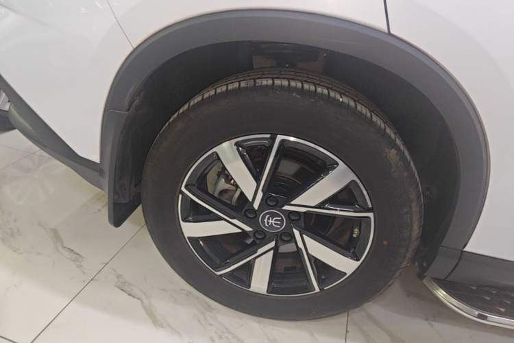 Used BYD Song Pro New Energy 2023 Champion Edition DM-i 110KM Beyond Model Right Rear Wheel Hub