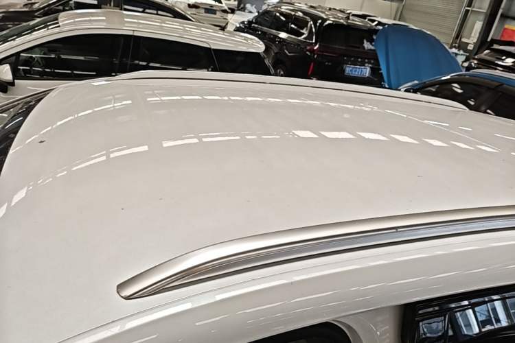 Used BYD Song Pro New Energy 2023 Champion Edition DM-i 71KM Navigation Model Roof