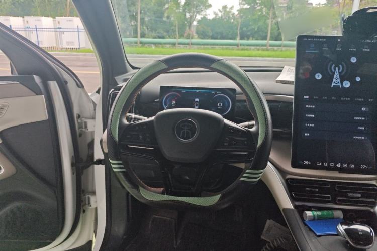 Used BYD Song Pro New Energy 2023 Champion Edition DM-i 110KM Excellence Model Steering Wheel