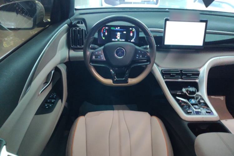 Used BYD Song Pro New Energy 2023 Champion Edition DM-i 71KM Navigation Model Steering Wheel