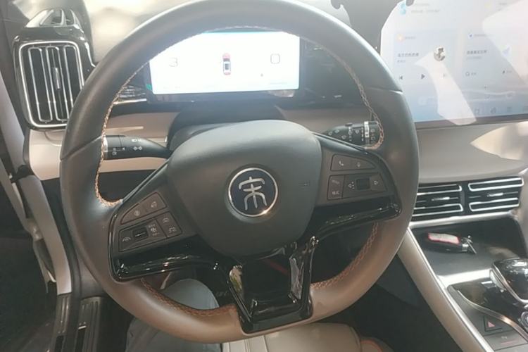 Used BYD Song Pro New Energy 2023 Champion Edition DM-i 110KM Excellence Model Steering Wheel
