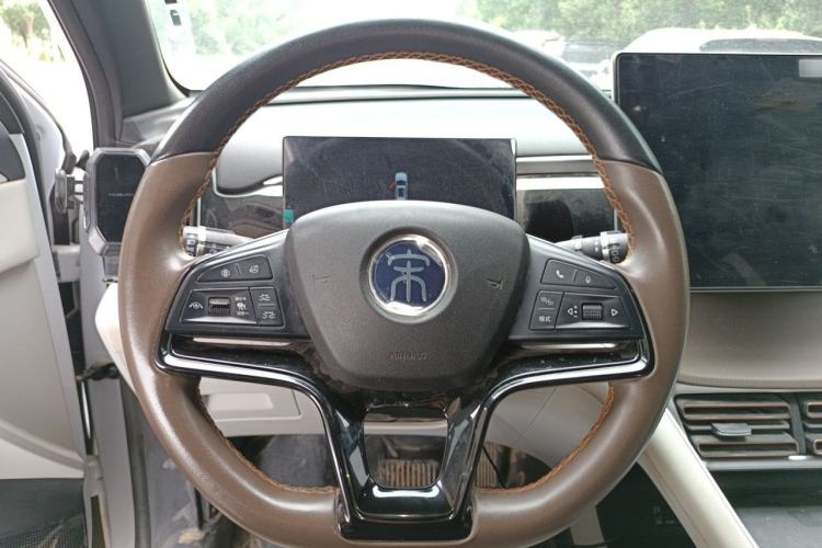 Used BYD Song Pro New Energy 2023 Champion Edition DM-i 110KM Excellence Model Steering Wheel