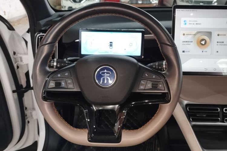 Used BYD Song Pro New Energy 2023 Champion Edition DM-i 110KM Excellence Model Steering Wheel
