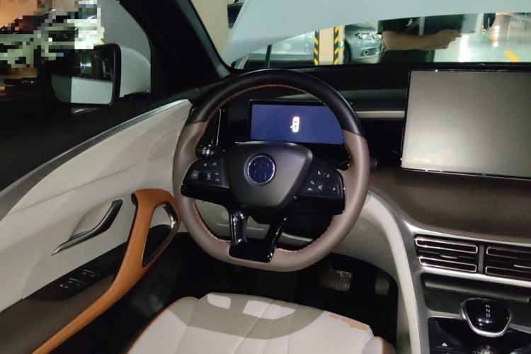 Used BYD Song Pro New Energy 2023 Champion Edition DM-i 110KM Beyond Model Steering Wheel