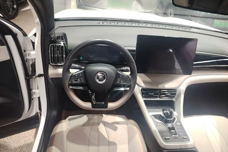 Used BYD Song Pro New Energy 2023 Champion Edition DM-i 110KM Excellence Model Steering Wheel