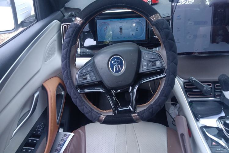 Used BYD Song Pro New Energy 2023 Champion Edition DM-i 110KM Excellence Model Steering Wheel