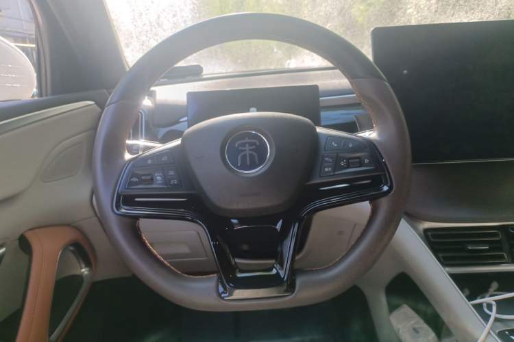 Used BYD Song Pro New Energy 2023 Champion Edition DM-i 110KM Excellence Model Steering Wheel