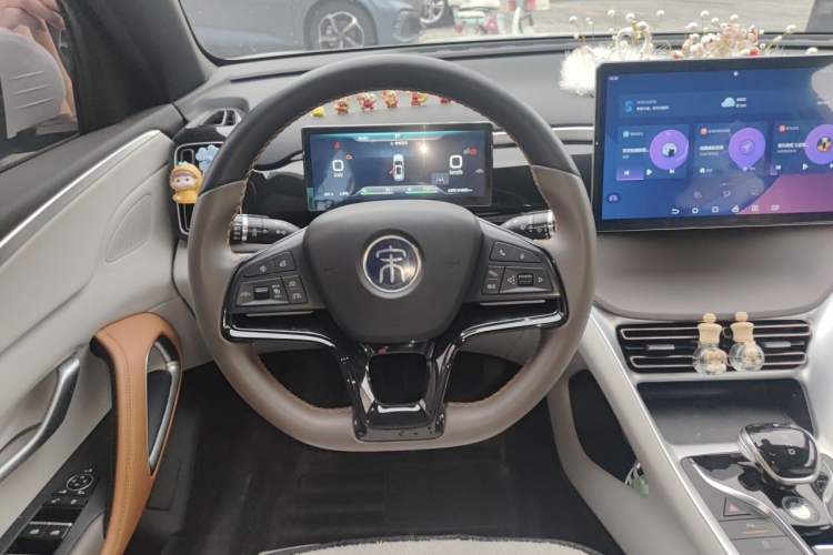Used BYD Song Pro New Energy 2023 Champion Edition DM-i 110KM Beyond Model Steering Wheel