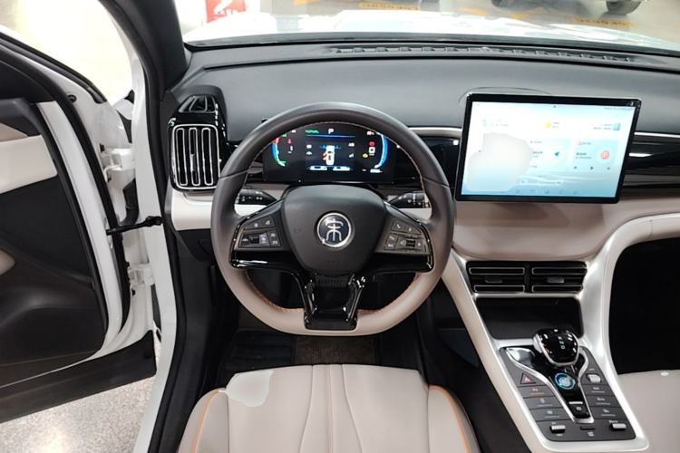 Used BYD Song Pro New Energy 2023 Champion Edition DM-i 71KM Beyond Model Steering Wheel