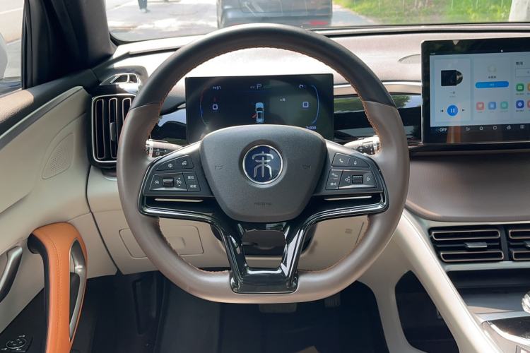 Used BYD Song Pro New Energy 2023 Champion Edition DM-i 71KM Leading Model Steering Wheel