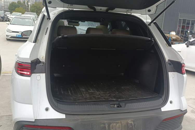 Used BYD Song Pro New Energy 2023 Champion Edition DM-i 71KM Beyond Model Trunk