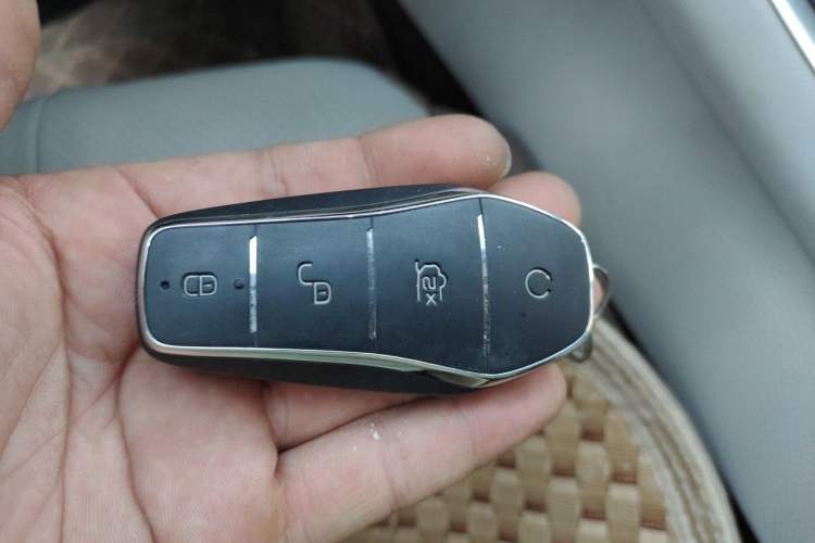 Used BYD Song Pro New Energy 2023 Champion Edition DM-i 110KM Beyond Model Vehicle Key