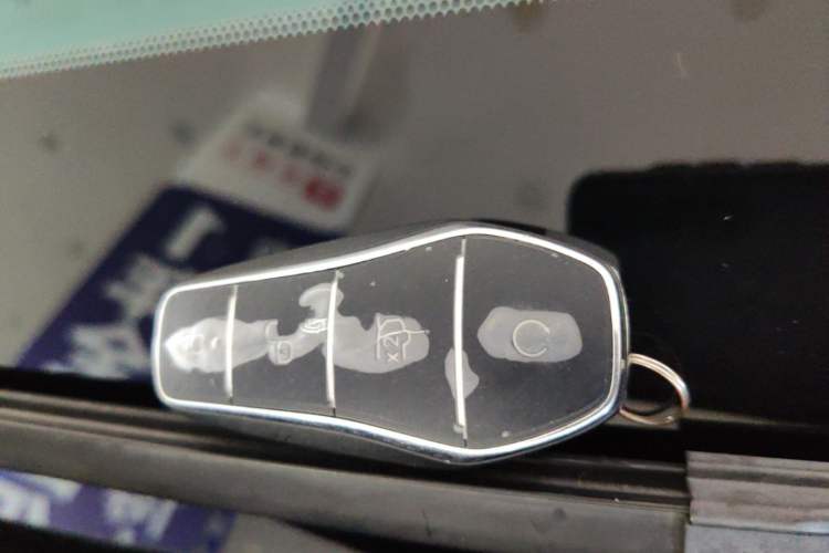 Used BYD Song Pro New Energy 2023 Champion Edition DM-i 71KM Navigation Model Vehicle Key